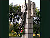 Памятник жертвам политических репрессий на Рутченковом поле