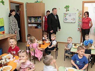 Почти 40 муниципальных образований Алтайского края обеспечили местами в детсадах детей в возрасте от 3 до 7 лет