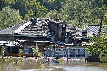 Наводнение на Алтае: остаются подтопленными 51 жилой дом и 455 приусадебных участков