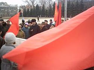 В честь 7 ноября барнаульские коммунисты и комсомольцы проведут демонстрацию и митинг