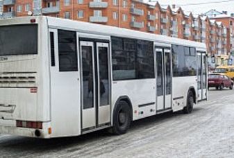 Бийских перевозчиков обязали заменить систему отопления в автобусах