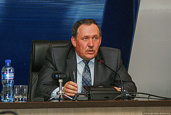 Глава администрации Бийска устроил разнос УК, ТСЖ и дорожникам