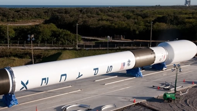 SpaseX с пятой попытки запустила ракету Falcon 9 с мыса Канаверал