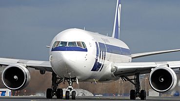    Boeing-763   