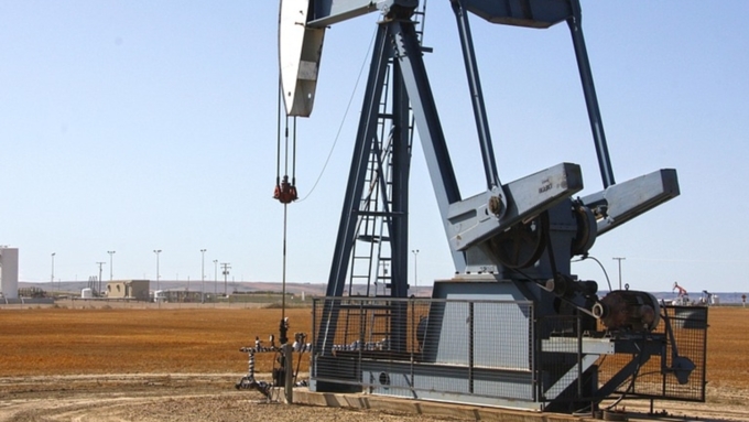 Улюкаев предположил, что цена нефти в 2016-2019 годах превысит 40 долларов за баррель