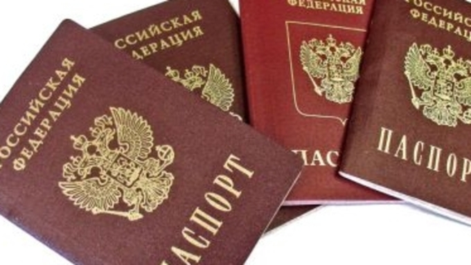 Опрос: 75% россиян не хотят жить за границей