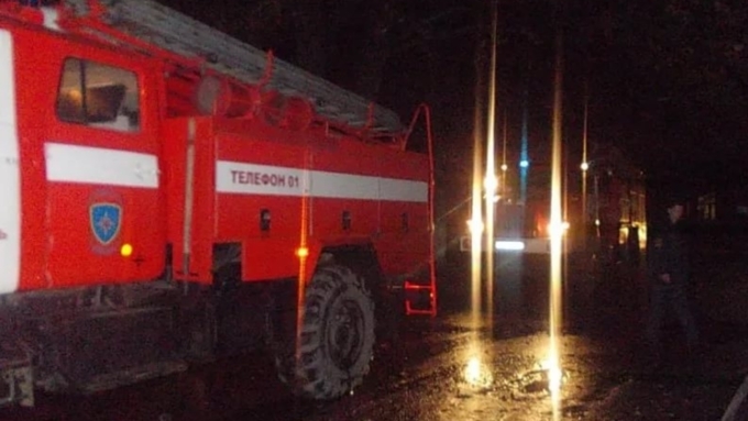 В Барнауле пожарные спасли 21 человека на 2-х пожарах