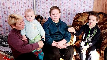 Алтайские власти выделили 70 тысяч семье, пострадавшей от взрыва котла