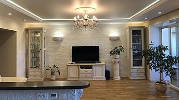 Квартиру с фитобочкой и кабинетом на лоджиях продают в Барнауле за 8,8 млн