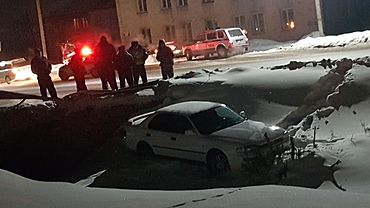 Ночное ДТП в наукограде: автомобиль слетел с дороги в Бийске