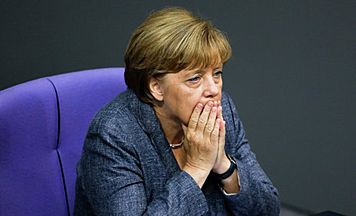 Меркель выступила за сохранение диалога между Россией и НАТО
