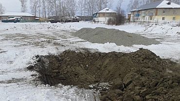 Жители села на Алтае жалуются на строительство мобильной вышки на спортплощадке
