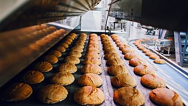 ����: amic.ru