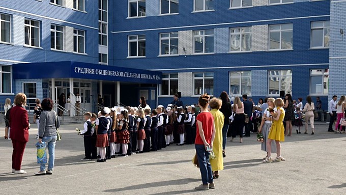 ЕР и Минпросвещения создали региональные штабы по контролю за капремонтом школ
