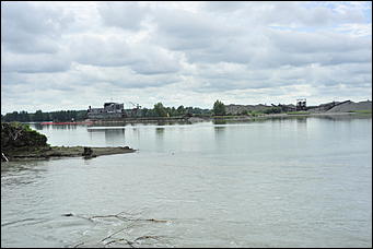 30 июня 2017   Дноуглубительные работы на реке Катунь