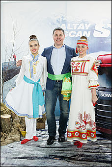 8 ноября 2018   Этнокультура и шаманы: как прошло открытие филиала дилерского центра Scania "АлтайСкан" в Бийске
