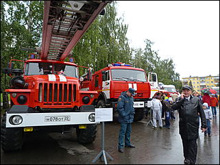 31 август 2013 г., Барнаул   Выставка ретро-автомобилей и современной автотехники