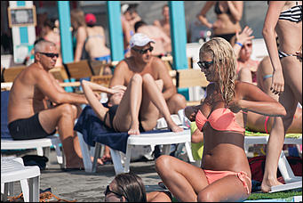 1 август 2016 г., Барнаул © Амител Вячеслав Мельников Как выглядят девушки, которые не боятся надевать открытые купальники?