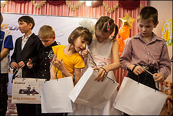 6 марта 2013г. Барнаул   Сертификат на 1 миллион 150 тысяч получил Барнаульский детский дом №7
