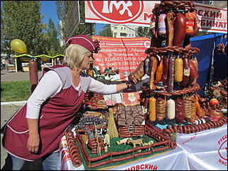 3 сентября, Барнаул  © Елена Лепезина    Для тех, кто любит мясо: как прошел фестиваль "Мясной гурман" в Барнауле