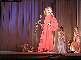    Финал конкурса "Маленькая красавица Алтая-2003"