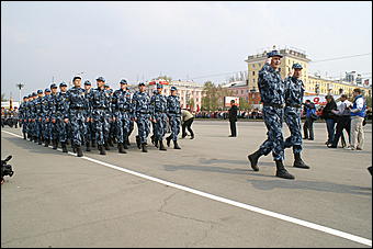 9 мая 2009 г., Барнаул   Парад Победы в Барнауле