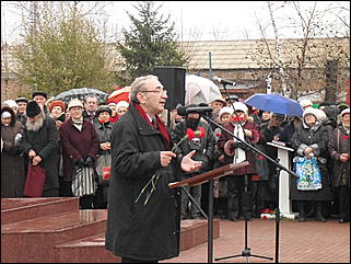 4 ноября 2010 г., Барнаул   "Прощание. Жертвам политических репрессий посвящается"