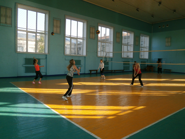 Алтайские дорожники сыграют в теннис, волейбол и футбол