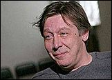 amic.ru: За пьяную езду и ДТП актер Михаил Ефремоф отделался устным предупреждением