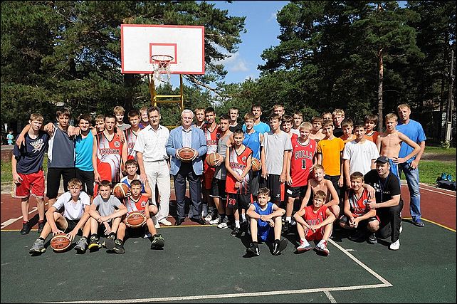 Сайт лагеря дружных. Сайт лагеря дружных. Лагерь дружный пермь. Лагерь дружных питер. Лагерь дружных питер 2023.