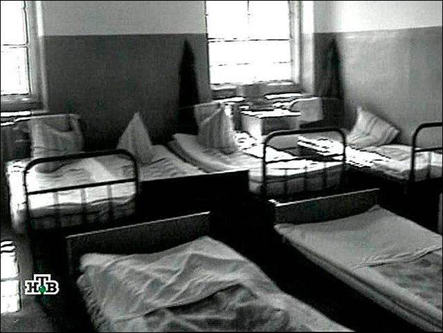 В интернатах умирают. Дети интернат спальня в Чикаго 19 век. Фотографии Лесной скорой в интернате фотографии спальни.