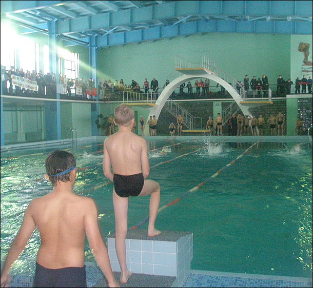 Бассейн обь барнаул фото. Бассейн обь барнаул. Амфибия бассейн барнаул. Поселок южный барнаул. Абонемент в бассейн обь.