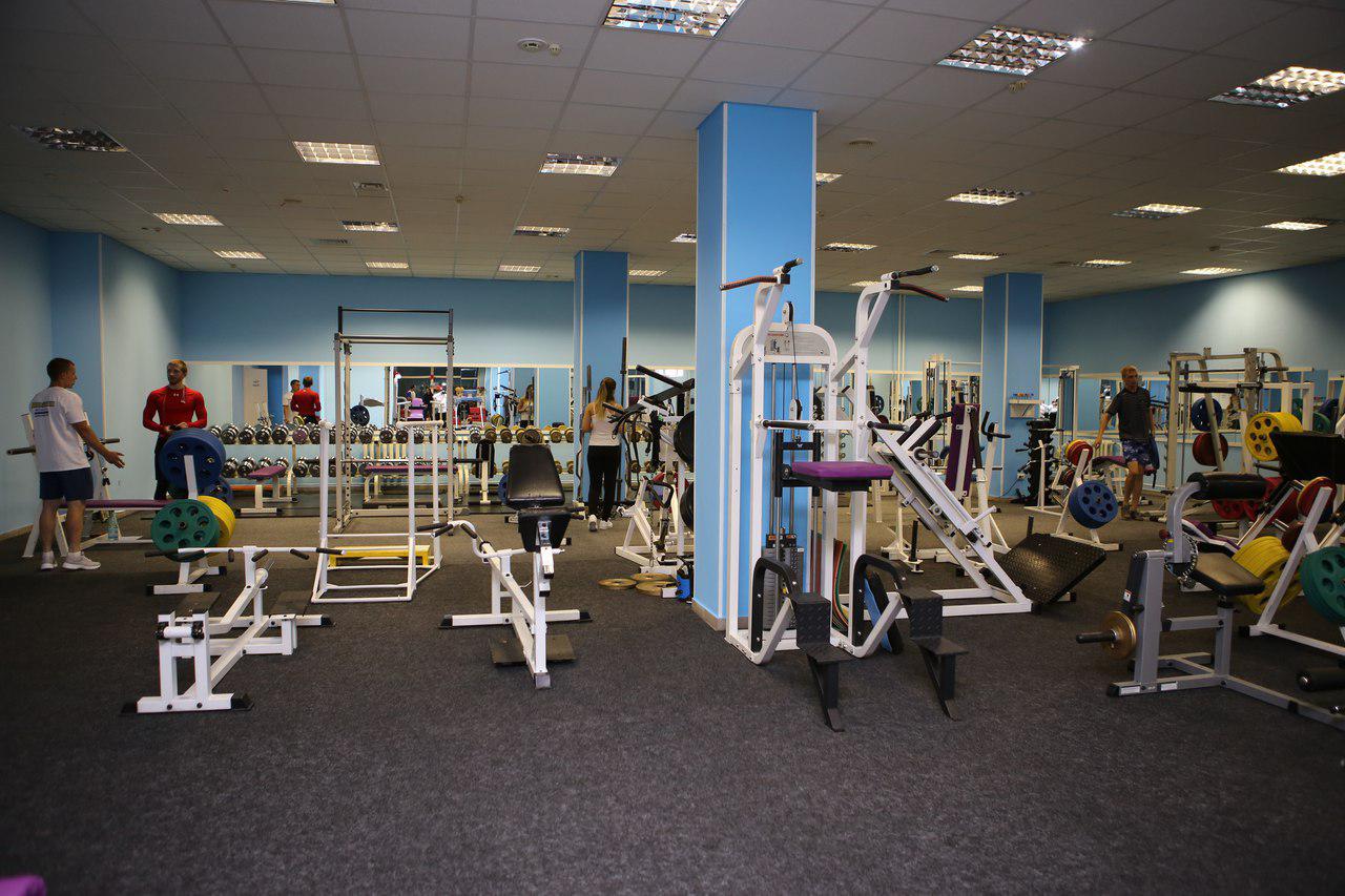 Аполлон спортзал воронеж. Аполлон тренажерный зал. Аполлон зал воронеж. Тренажерный апполон аполлон зал красноярск. Аполлон тренажерный зал.