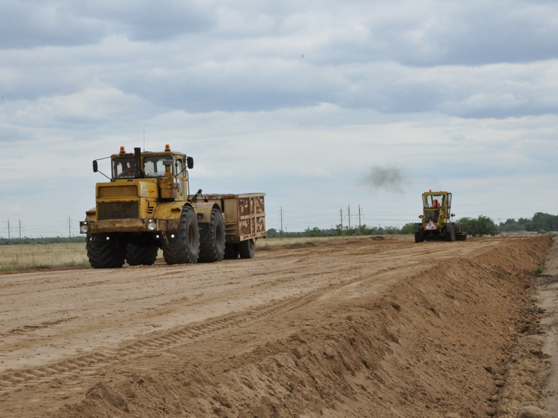 В Алтайском крае ремонтируют дорогу до Новосибирской области