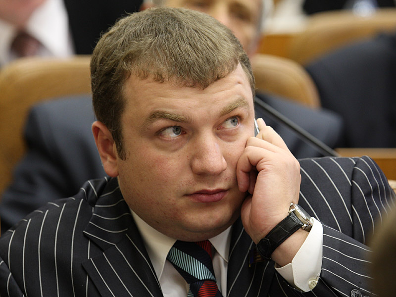Паспорт депутат Мастинина-Грача подлинный и выдан в Новосибирске - адвокат