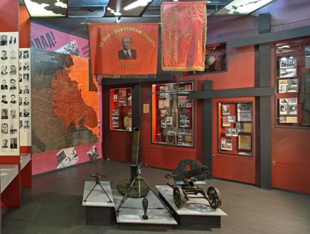 коллекция оружия в Алтайском государственном краеведческом музее