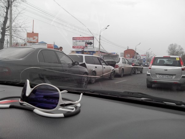 ДТП с четырьями авто на одной полосе произошло в Барнауле