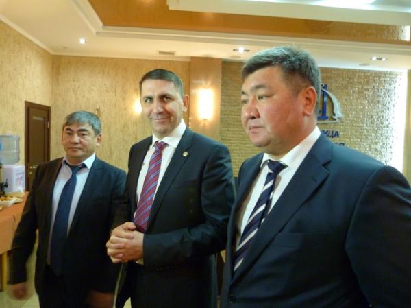 Вопрос оборота наркотиков на границе Алтая и Казахстана обсудят в Барнауле