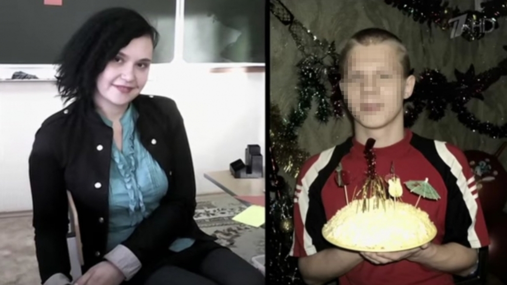 Живое видео когда училка вышла за дверь. Наш класс когда вышла училка. Учитель в школе. Учитель в школе. Учительница забеременела от школьника новосибирск.