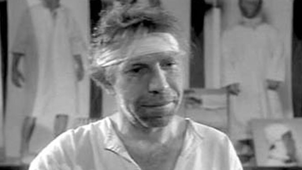 фамилия актера шарикова