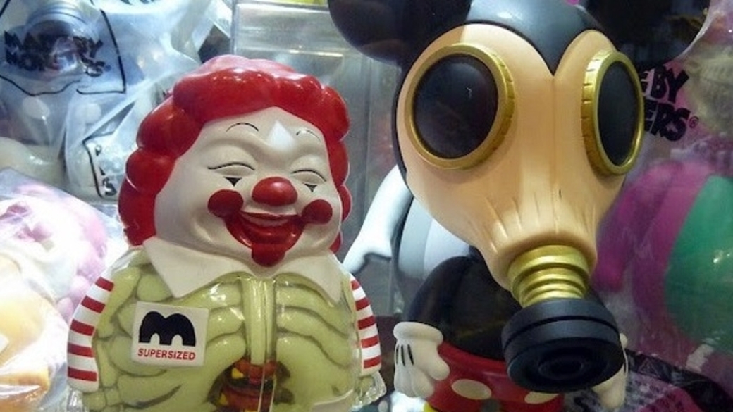 Вредные игрушки для дошкольников. Самые опасные игрушки для детей. Опасные игрушки которые. Вредные игрушки для детей. Самые опасные игрушки для детей.