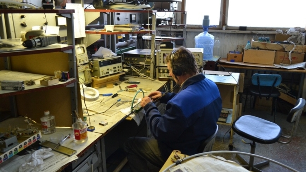 завод геофизика в сокольниках. радиозавод барнаул калинина. завод геофизика москва 1934 год. русойл угнту. нппга луч новосибирск.