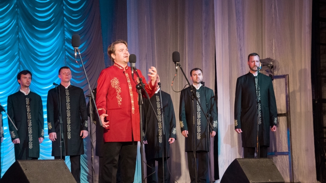 285 лет барнаулу выступление мода. Выступить в барнауле. Выступить в барнауле. Концерт нилетто в волгограде. Роял фест творческое объединение конкурсы фестивали.