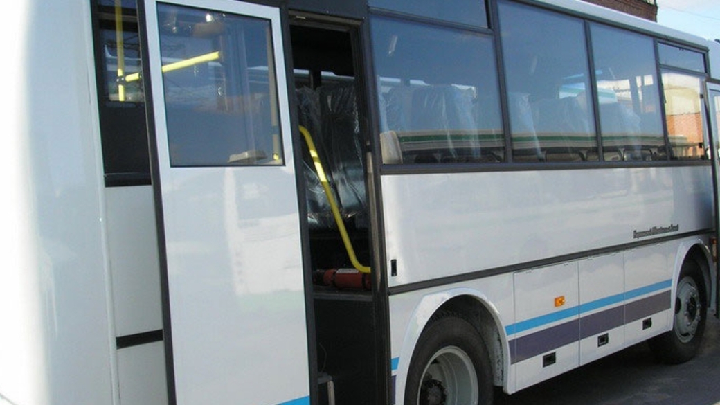 Рейсовый автобус 1