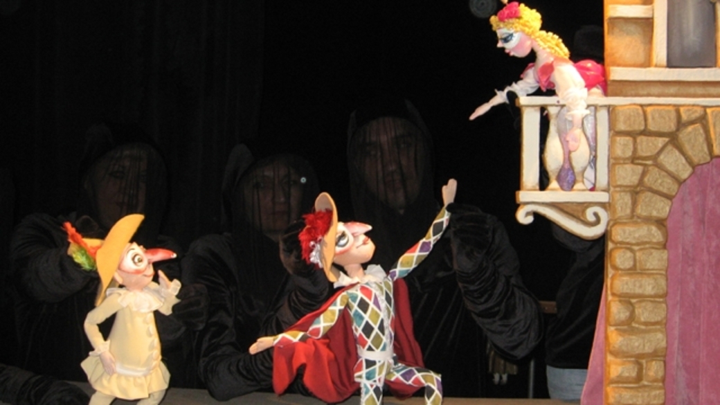 Год театра барнаул. Гастроли Ставропольского краевого театра кукол в Санкт-Петербурге.