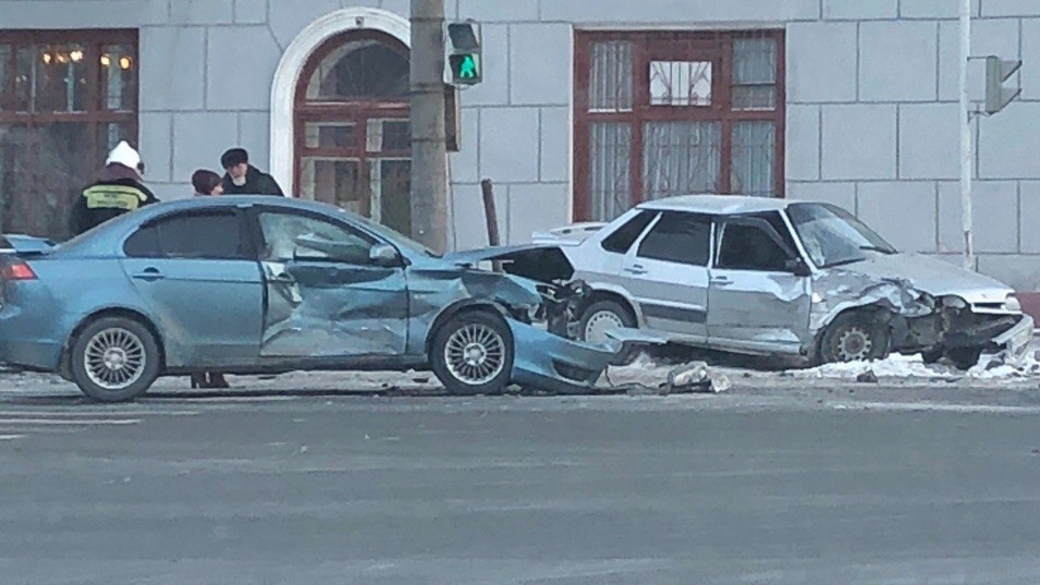 Сегодняшняя авария в барнауле. Новости дтп барнаул. Новости дтп барнаул. Сегодняшняя авария в барнауле. Дтп на павловском тракте.