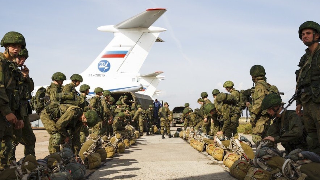 Официальная военная операция. Российские военные в Сирии 2015. Российские войска в си. Российски е фойскуа в сиии. Российские войска в Сирии.