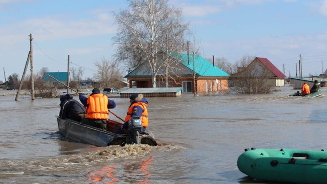 Наводнение в алтайском крае 2010 год. Краснощеково алтайский край подтопление. Паводковом затоплении алтай. Наводнение в алтайском крае 2014. Потоп в алтайском крае 2014.