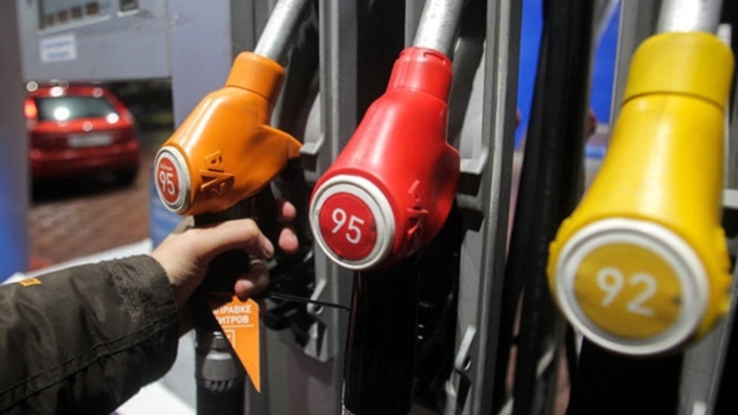 Топливо продолжает расти в цене / Фото: infox.ru