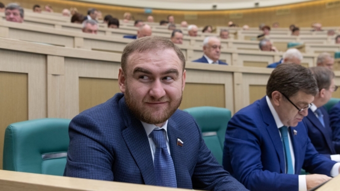 Рауф Арашуков был задержан на заседании Совфеда 30 января / Фото: council.gov.ru